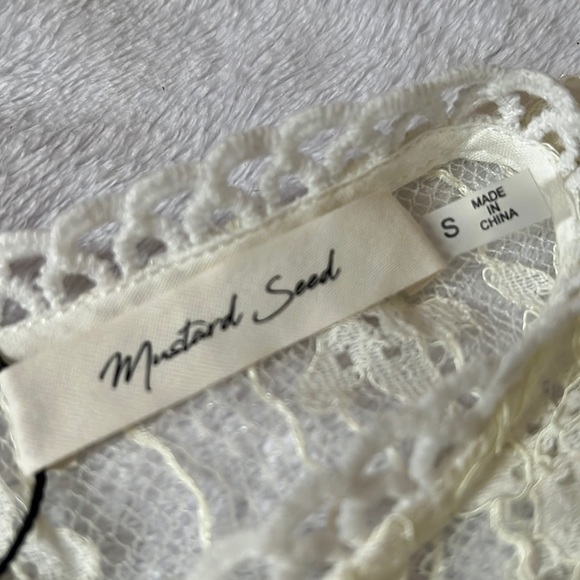 Beautiful lace top Mustard Seed NWT - Picture 4 of 9